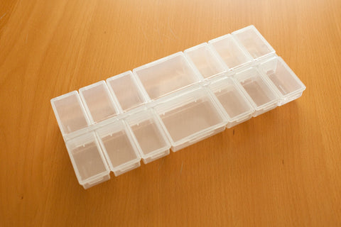 Multipurpose Organizer with 14 Compartments - Clear