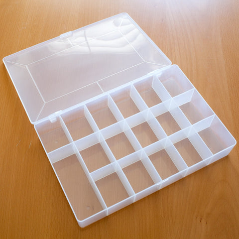Multipurpose Organizer with 17 Compartments - Frosted